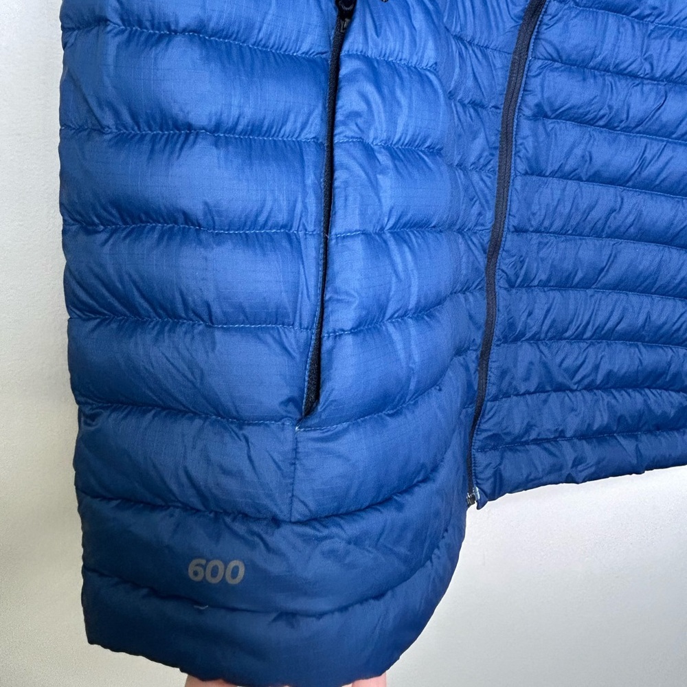 Mountain Hardwear Men's Mt Eyak/2 Down Blue Puffer Vest Size Large - Picture 6 of 9